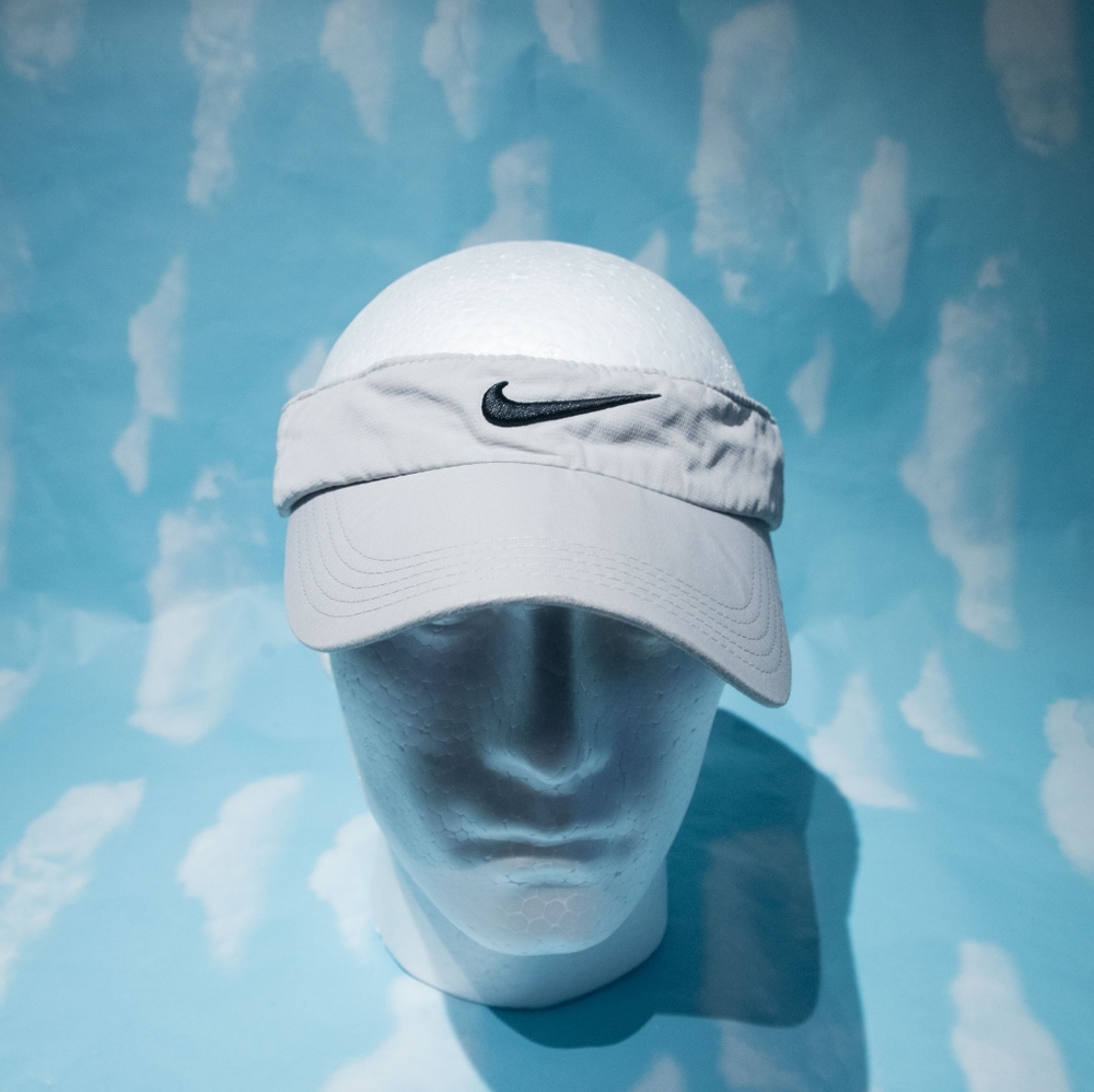 Nike Golf Center Check Core Visor